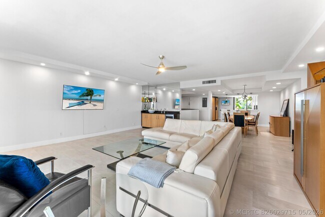 Foto del edificio - 2155 S Ocean Blvd