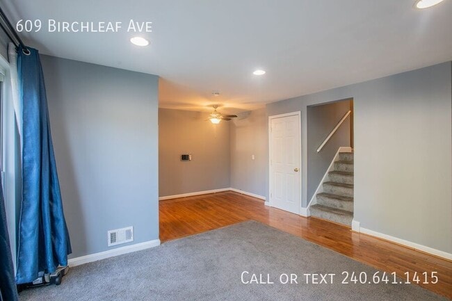 Foto del edificio - 609 Birchleaf Ave