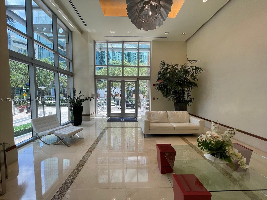 Foto principal - 1060 Brickell Ave