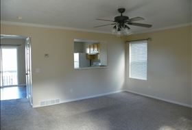 Building Photo - 409 E Culross Ln