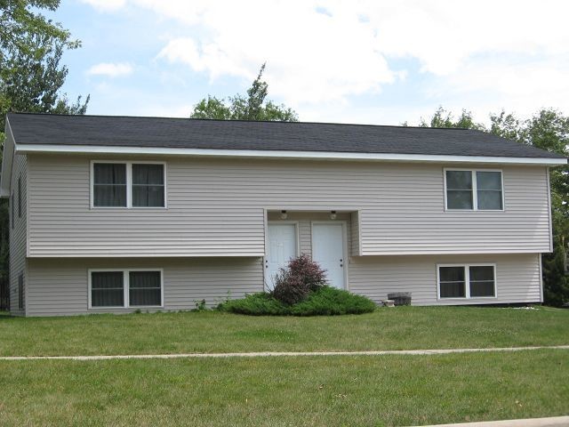 Primary Photo - 516 Barnett Dr