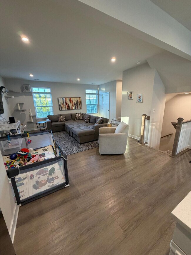 Building Photo - Room in Townhome on Cramerton Mills Pkwy