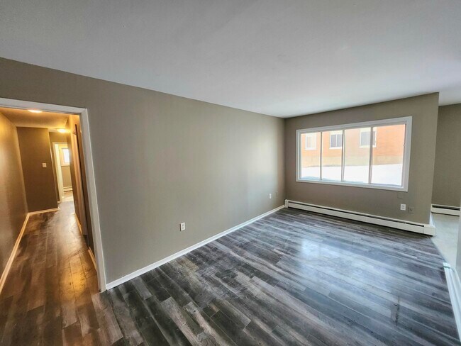 Photo du bâtiment - 2 Reading Crescent