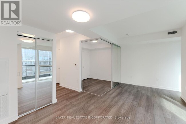 Building Photo - 223 Redpath Ave