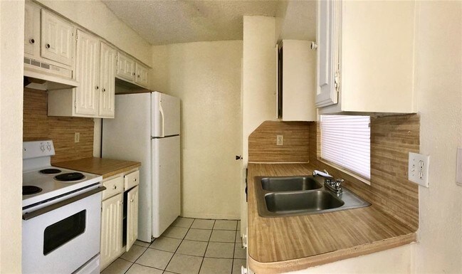 Foto del edificio - 11685 Alief Clodine Rd