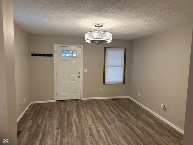 Foto del edificio - 830 N California St