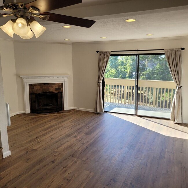 Foto del edificio - 1TL-4