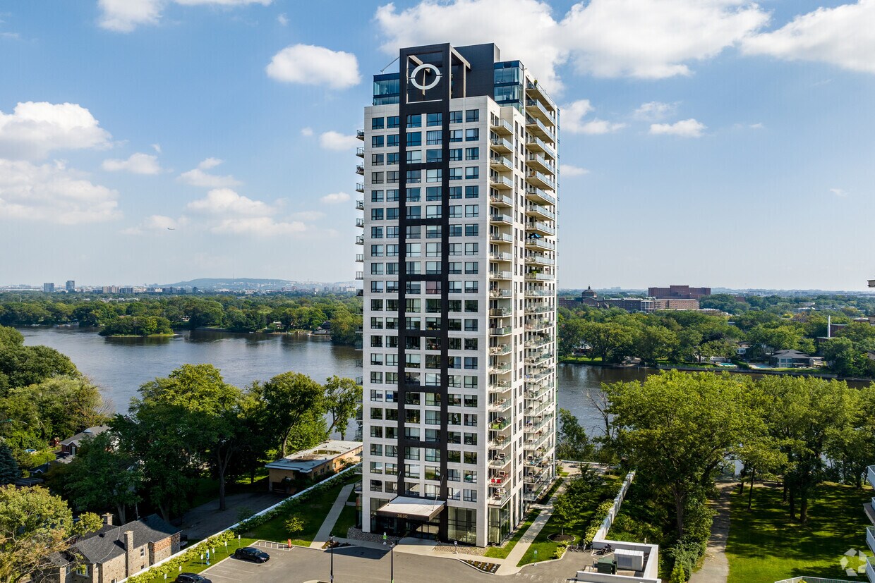 Equinoxe Levesque Apartments 3030 Boulevard Levesque Blvd Laval, QC