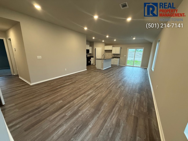 Building Photo - 6016 Croft Avenue-