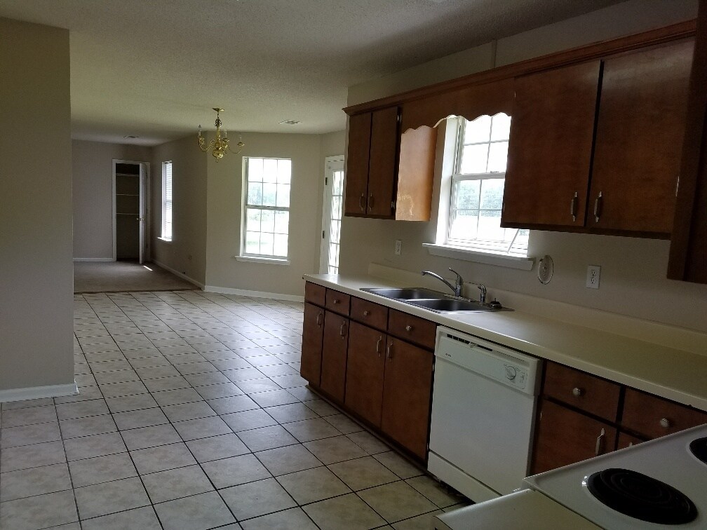 Foto del edificio - 707 Macey St