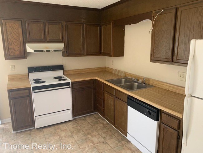 Foto del edificio - 2 br, 1.5 bath House - 402 Holly Court