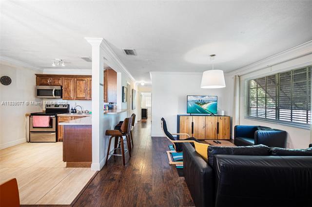 Foto del edificio - 234 NW 47th St