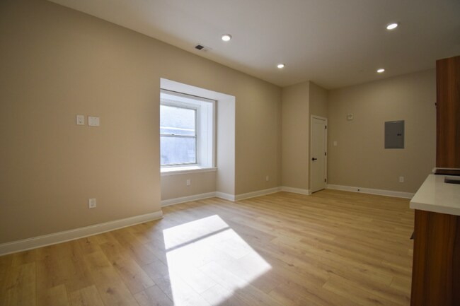 Foto del edificio - 1030 N 48th St