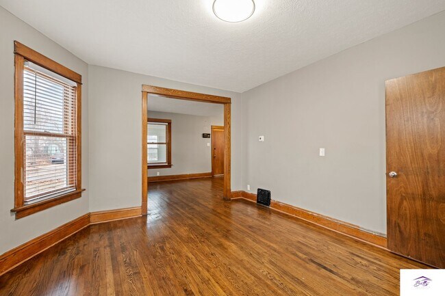 Building Photo - WELCOME HOME!