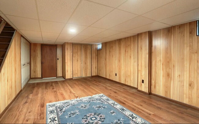 Building Photo - 830 Erford Rd