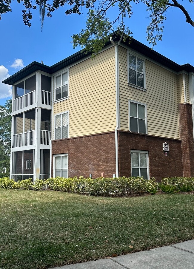 Building Photo - 4211 Chatham Oak Ct