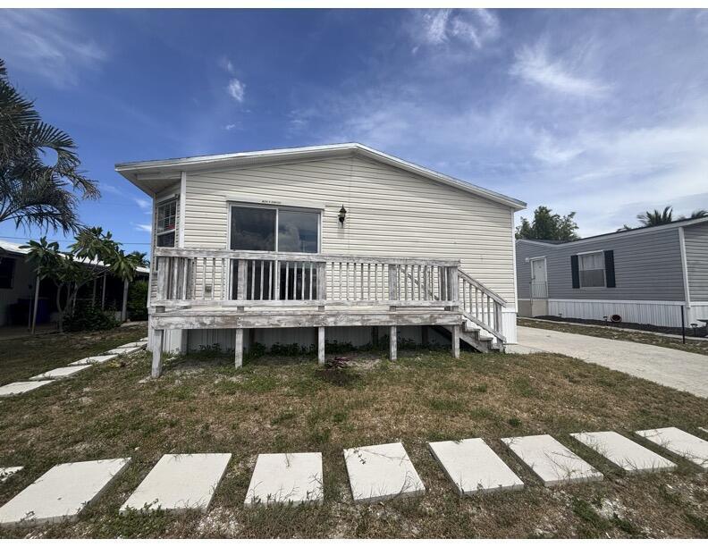 Foto principal - 8321 SE Skylark Ave