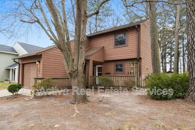 Building Photo - 5761 Luck Ln