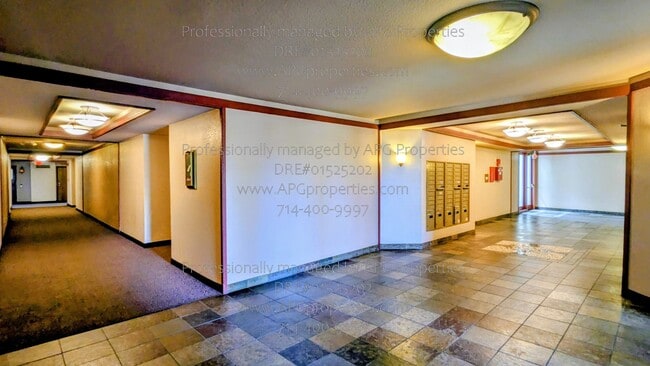 Foto del edificio - 7113 Apricot Dr