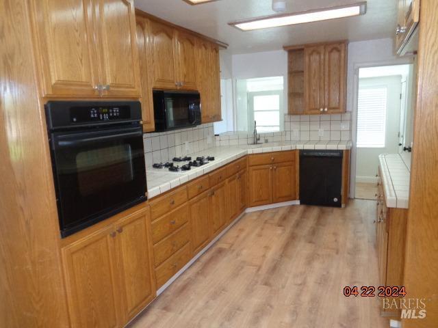 Building Photo - 7433 Robben Rd