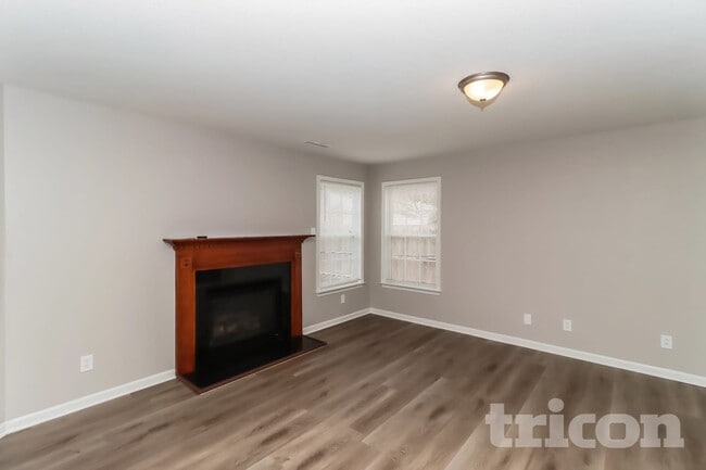 Building Photo - 1405 Matthew Allen Cir