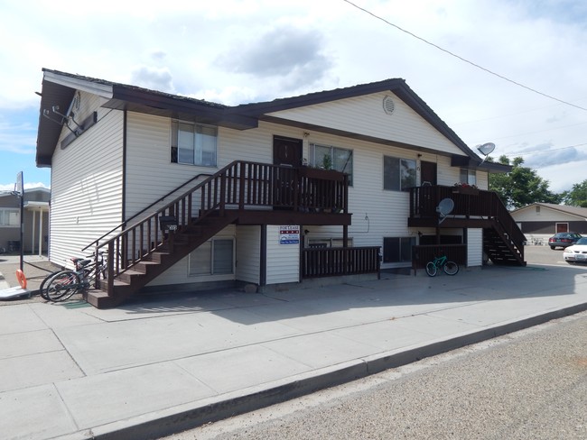 Building Photo - 4-plex in Nyssa