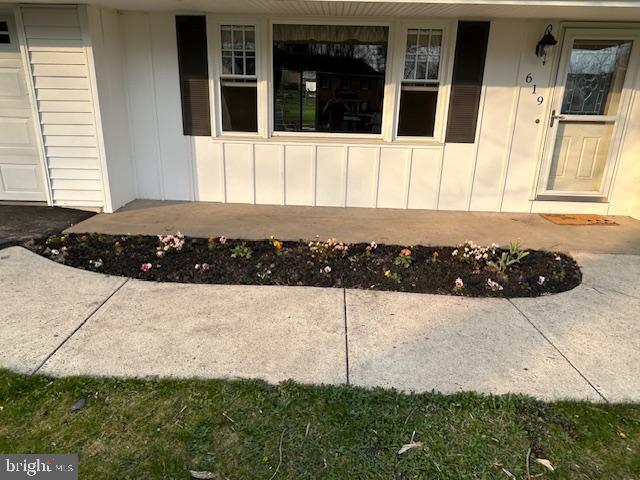 Foto del edificio - 619 Shadywood Dr