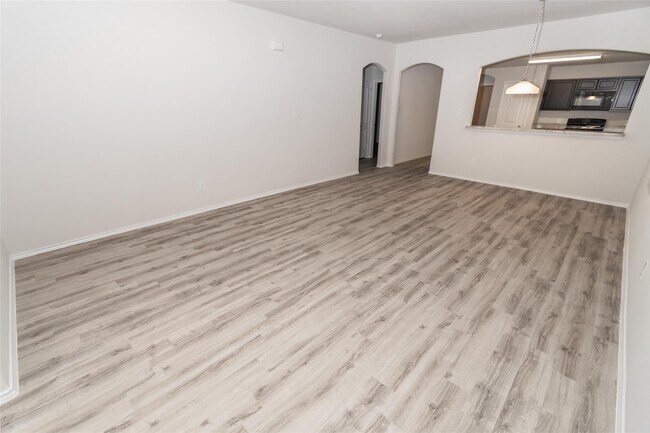 Building Photo - 24119 Ravenna Oaks Ct