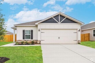 Building Photo - 15846 Berry Hl Dr