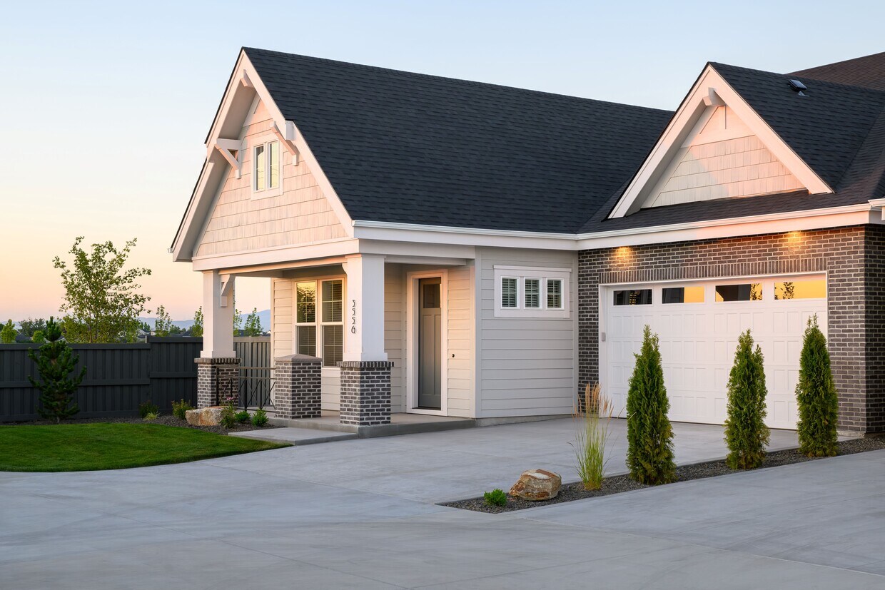 Foto principal - 6128 N Vicenza Ln