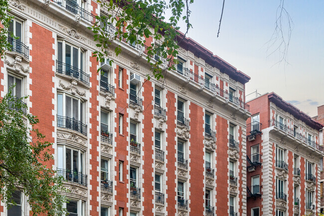 Building Photo - Fowler Court