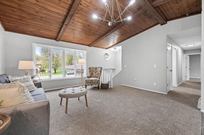 Foto del edificio - 5801 Covington Ter