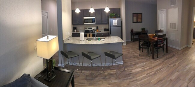 Foto del edificio - 1408 Broadcloth St