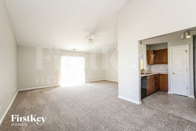 Foto del edificio - 5621 Wynridge Ct