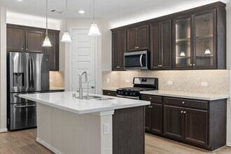 Building Photo - 335 Honey Mesquite Path