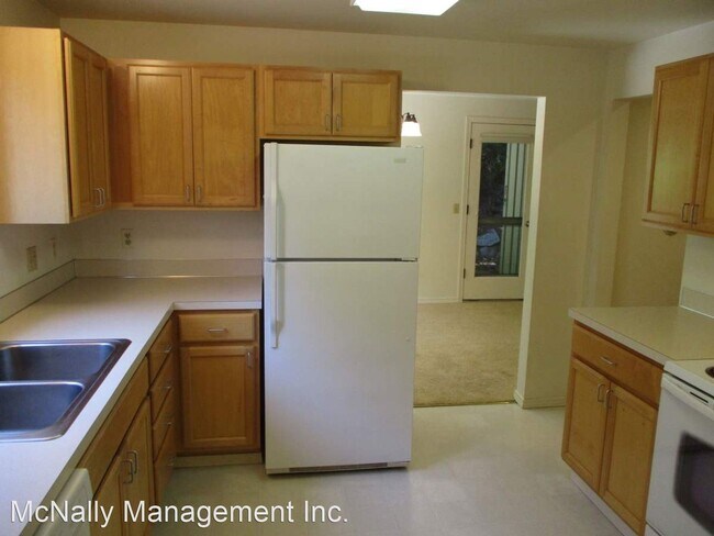 Building Photo - 322 39th Ave Ct NW