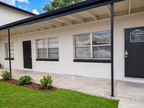 Building Photo - 5261 Alhambra Dr