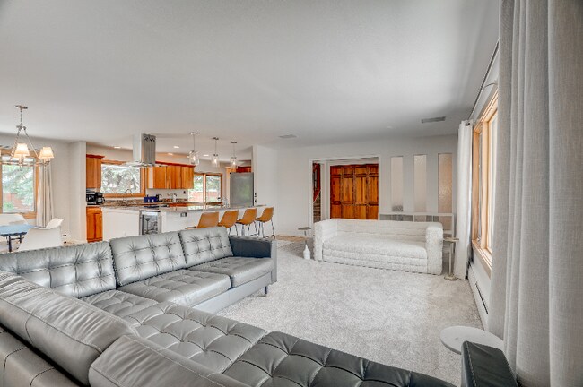 Building Photo - 7005 Roaring Fork Trail
