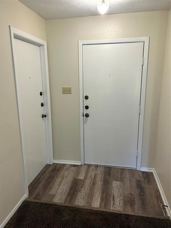 Foto del edificio - 4315 Autumn Meadow Dr