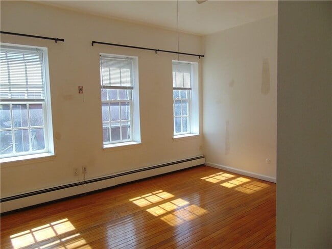 Building Photo - 177 Union St