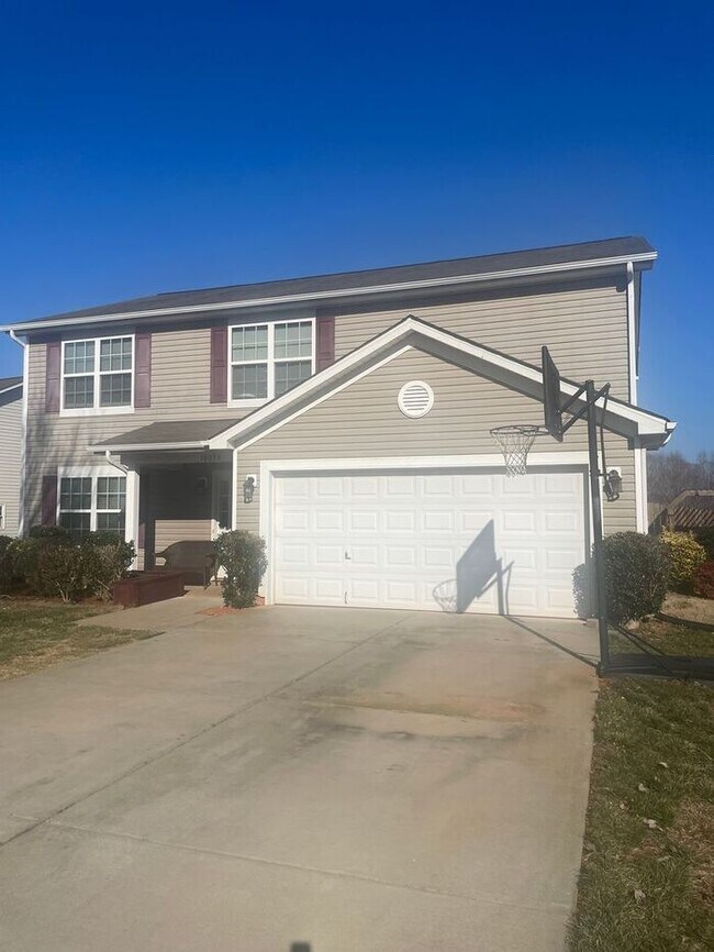 Foto del edificio - Charming home in Indian Land.