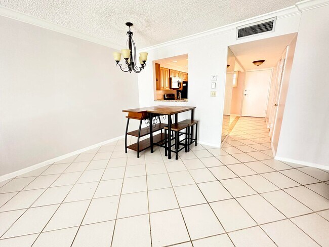 Foto del edificio - 3580 S Ocean Blvd