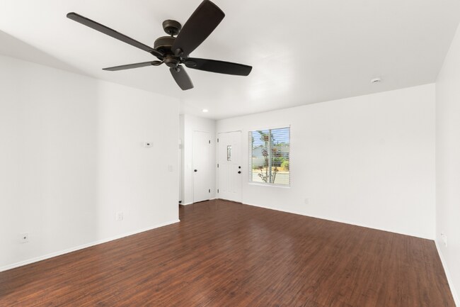 Building Photo - 8637 Pagoda Way