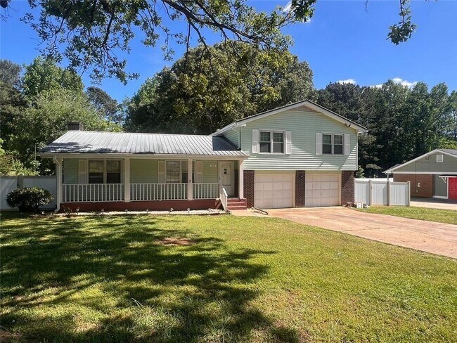 Foto del edificio - 2768 Majestic Cir