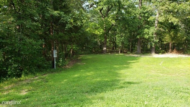 Building Photo - 3 br, 2 bath Mobile Home - 103 Foster Drive