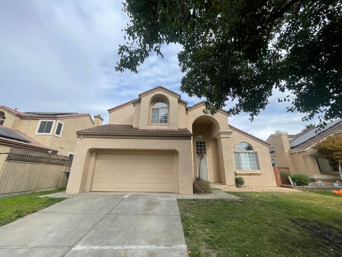 1288 Mayfield Cir House Rental in Suisun City, CA