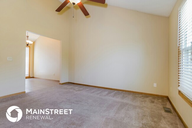 Foto del edificio - 8637 N Capitol Ave