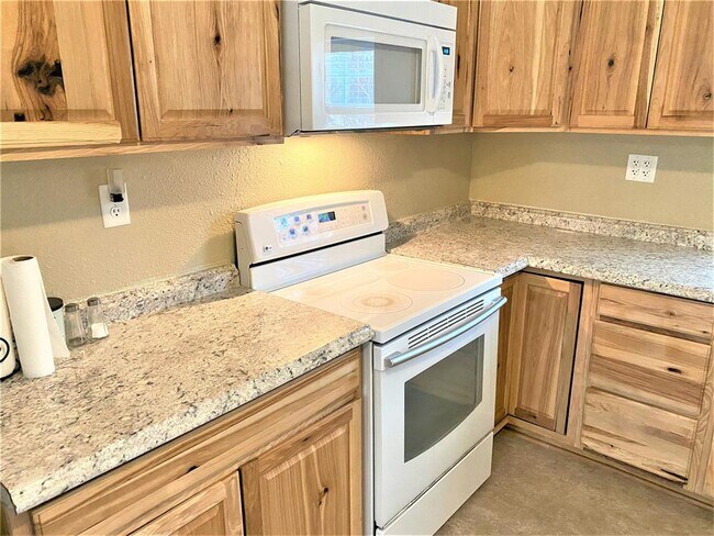 Foto del edificio - 29311 Lazy Pine Dr