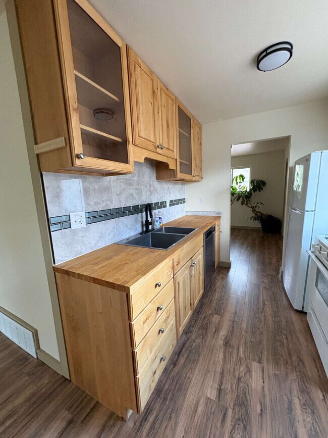 Foto del edificio - Westside 2 bedroom - Westend
