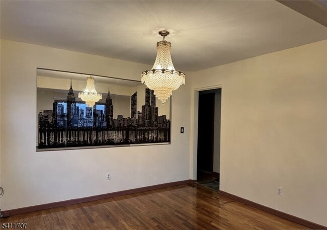 Building Photo - 4 Chestnut St